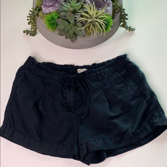 Lou & Grey Classic Black Drawstring casual lounge west Short small - Picture 1 of 10